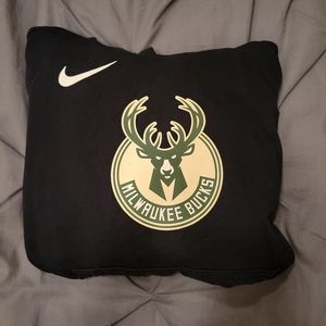 Milwaukee Bucks nike hoodie